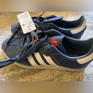 Never worn ADIDAS THE VELOSAMBA VEGAN.